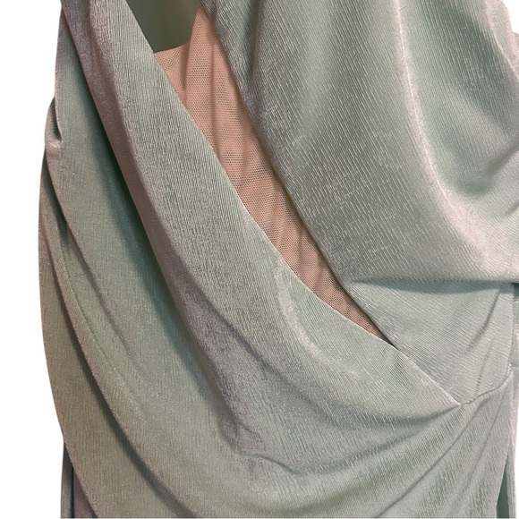 Katie May A Cut Above Gown in Seagreen - Picture 6 of 9